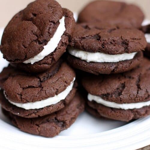 EASY Homemade Oreo Cookies - I Heart Naptime