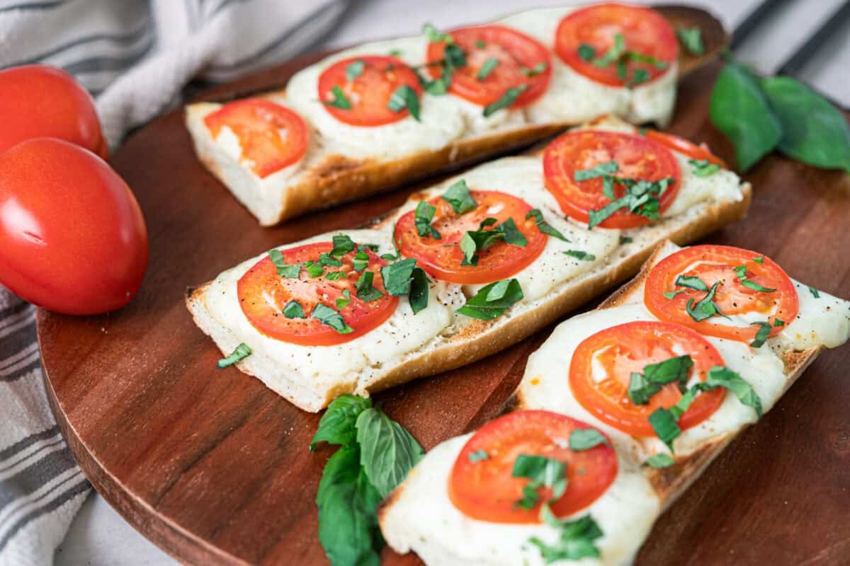 This easy Caprese Toast recipe is made in just 5 minutes with simple, fresh, high quality ingredients. It's delicious and affordable!