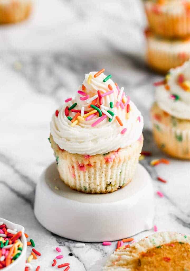 rainbow sprinkle cupcakes