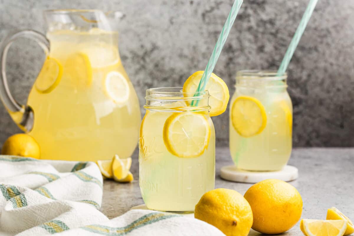 This homemade Lemonade recipe only uses 3 simple ingredients and is flavorful and easy to customize exactly to your liking. Enjoy it all summer long for BBQ's, potlucks, or just at home on a sunny day!