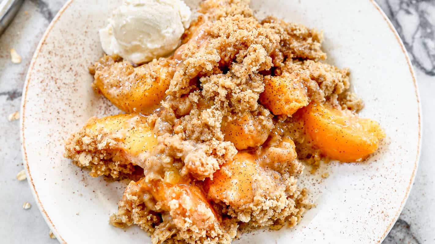 The Best Peach Crisp Recipe