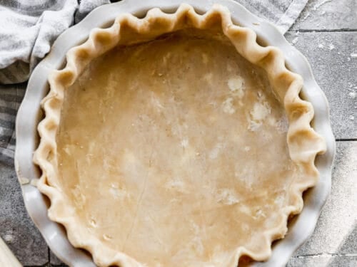 How to Make a Foolproof Flaky Pie Crust - Mom Loves Baking