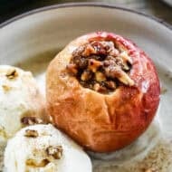 This easy Baked Apples recipe have all the flavor we love from Apple Pie, but much easier!