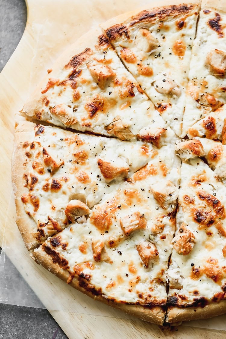 This creamy Alfredo pizza is a comforting option perfect for chilly nights or indulgent weekends.