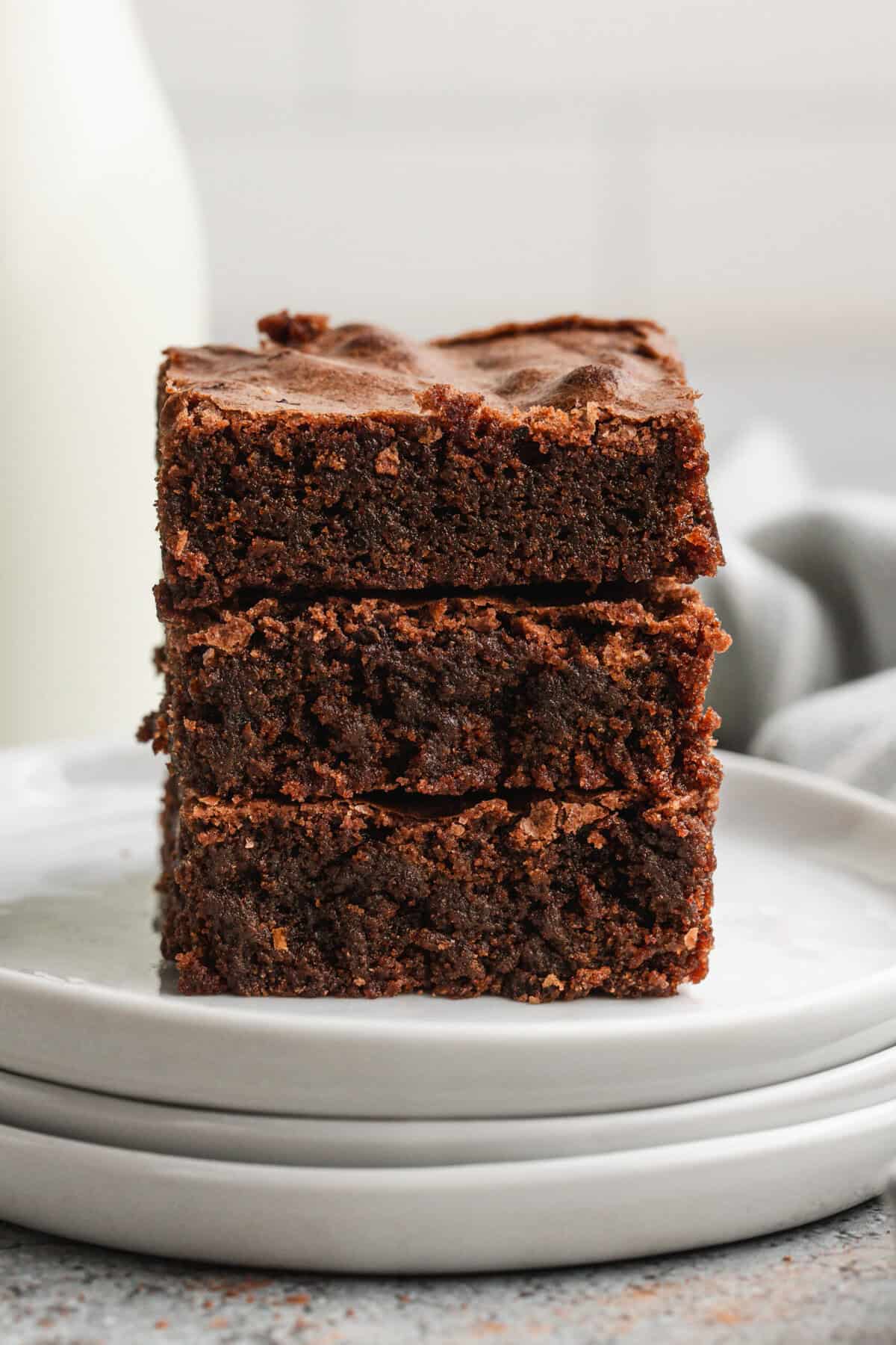 These one-bowl chocolate brownies are rich, chewy, and perfect for an easy homemade dessert.