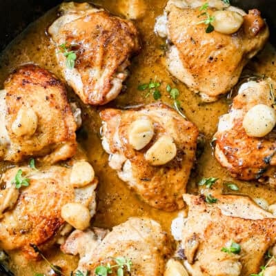 This Garlic Chicken recipe gives mellow garlic flavor in a one‑pan, easy dinner.