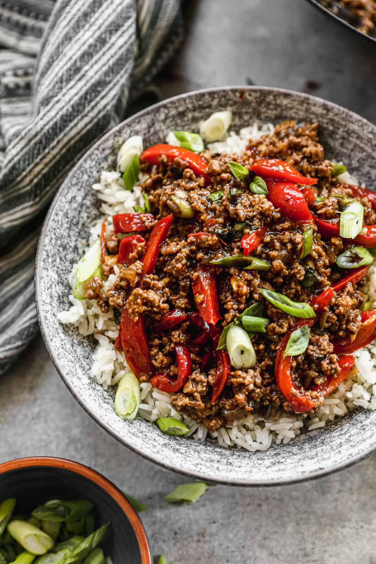 This Thai basil beef recipe uses ground beef and bold seasonings for a fast, flavor‑packed dinner.