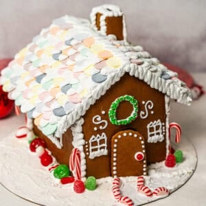 This royal icing for gingerbread houses is ready to use in less than 10 minutes and is perfect for decorating and holding together gingerbread houses!