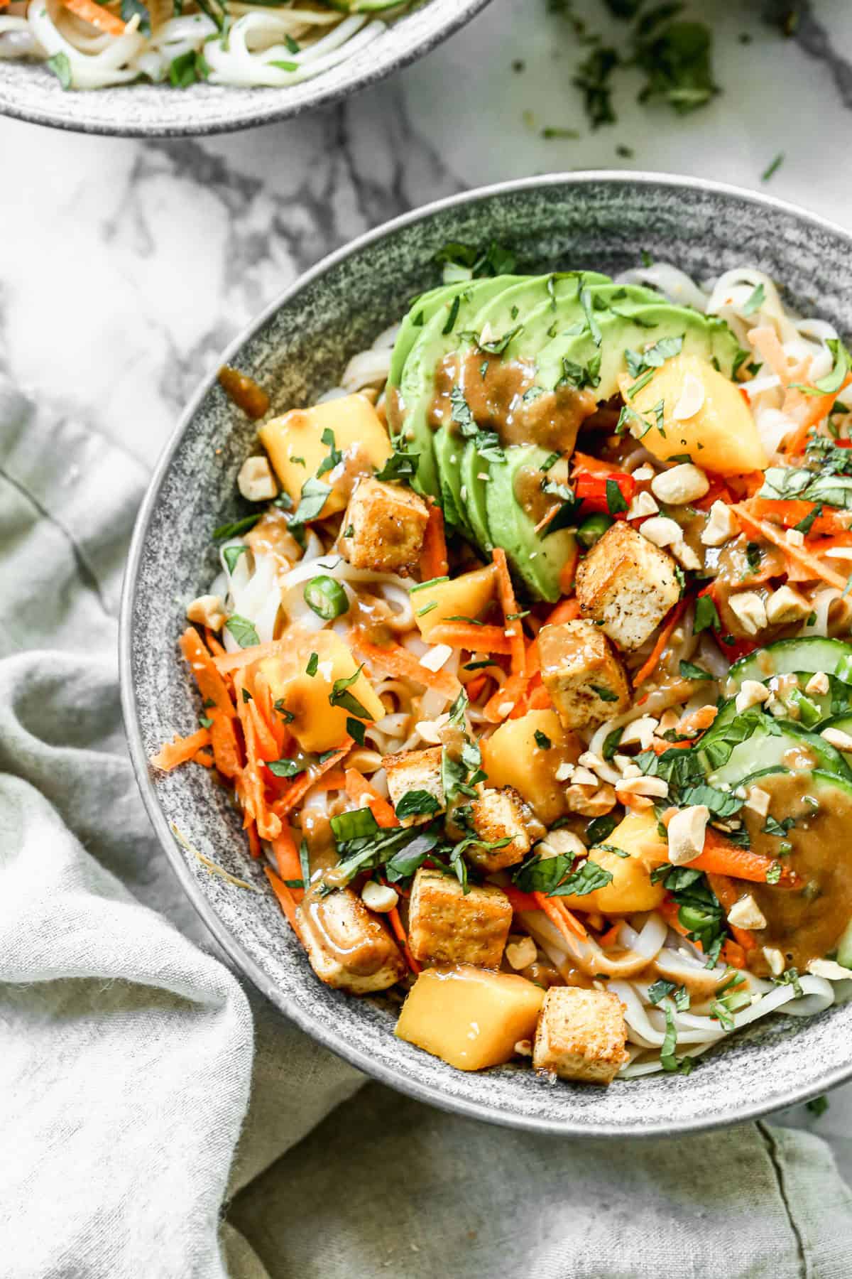 This spring roll bowl delivers crisp, fresh flavors perfect for vegetarian dinners.