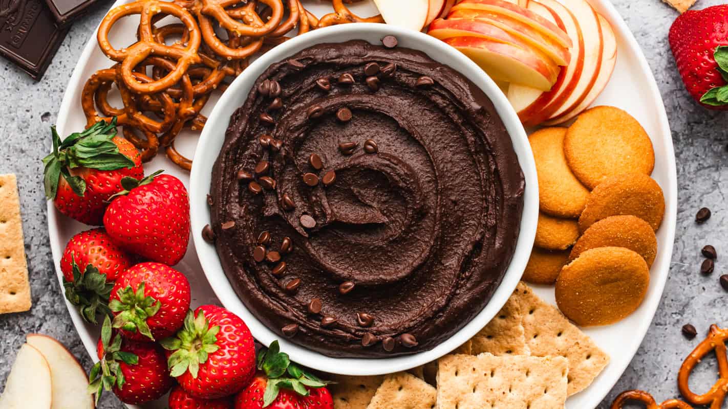 Chocolate Hummus Recipe (Brownie Batter Hummus)