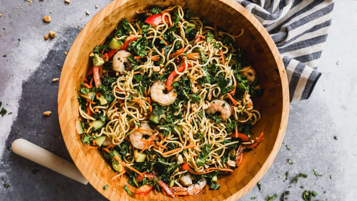 This cold noodle salad is the perfect thing to eat in the midst of a lettuce outbreak since it uses kale instead of iceburg.