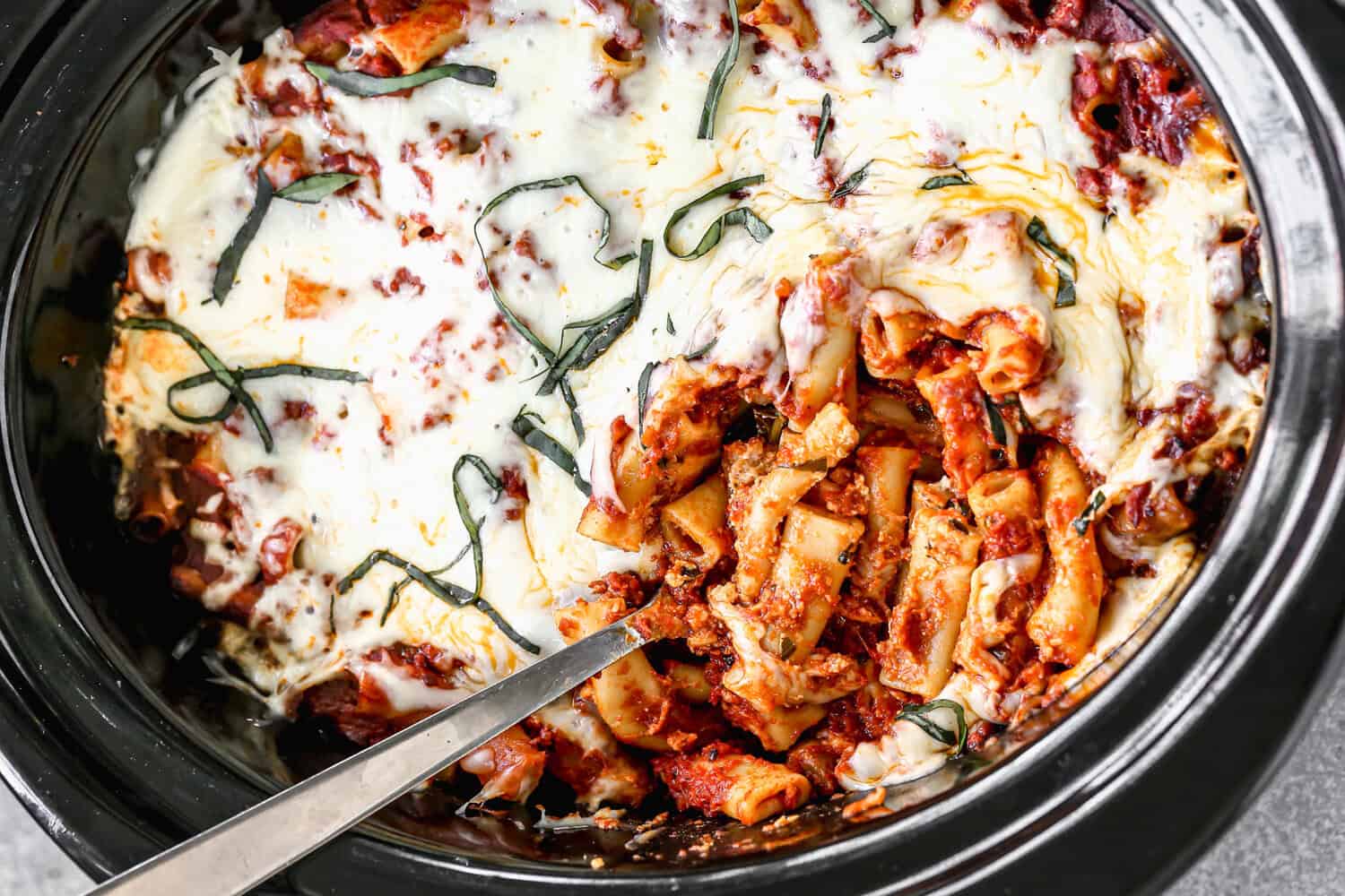 Choose from 10 make-ahead dinner recipes that will taste amazing and comforting and are ready to eat when you are!